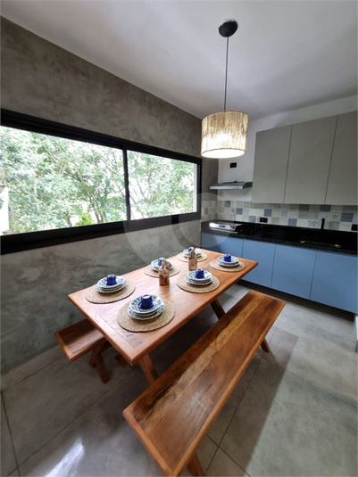 Foto REO1096182