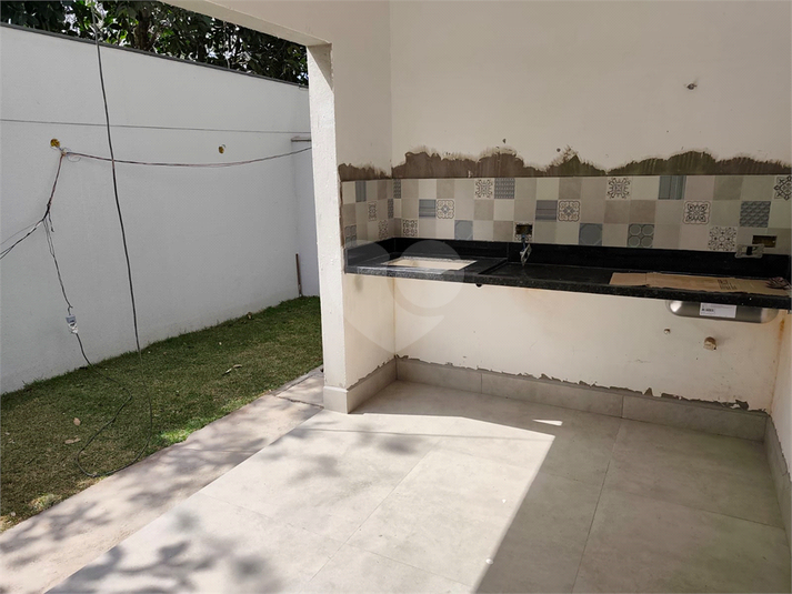 Foto REO1096182