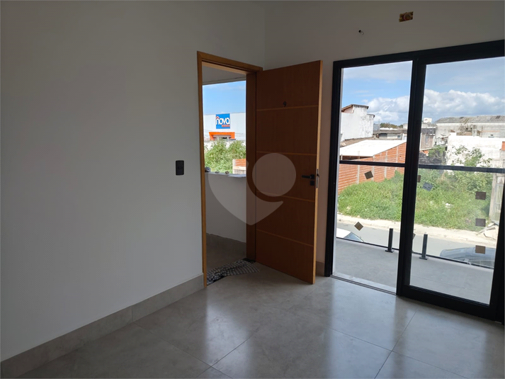 Foto REO1096182