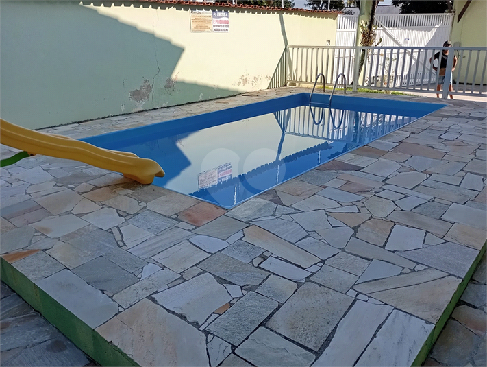 Foto REO1096184