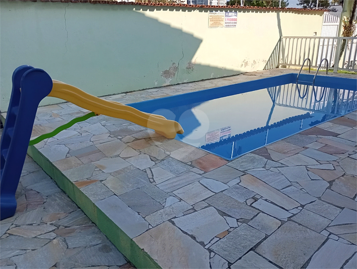 Foto REO1096184