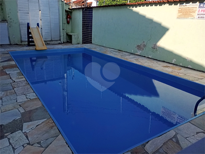 Foto REO1096184