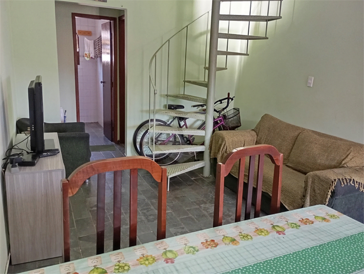 Foto REO1096184