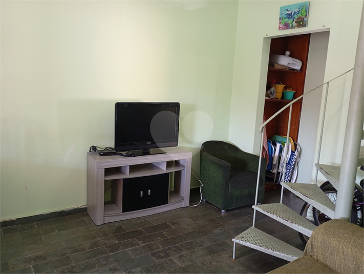 Foto REO1096184