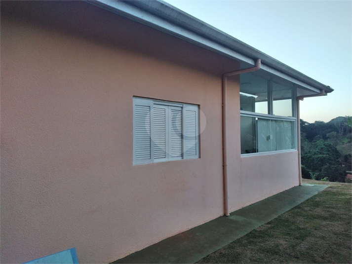 Foto REO1096185
