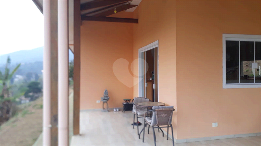 Foto REO1096185
