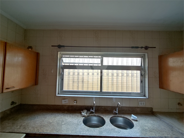 Foto REO1096190