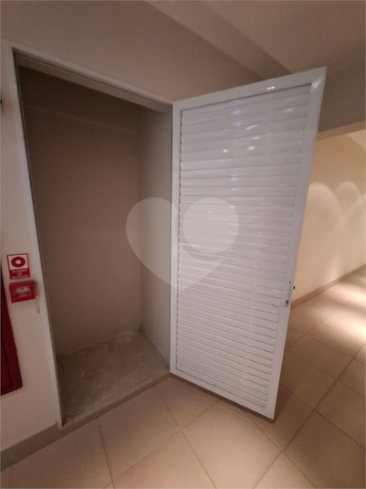 Foto REO1096201
