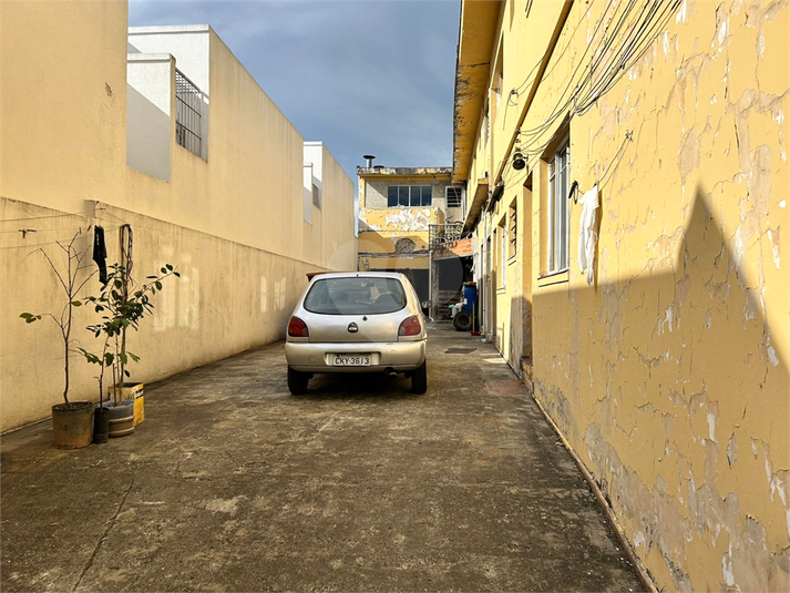 Foto REO1096202