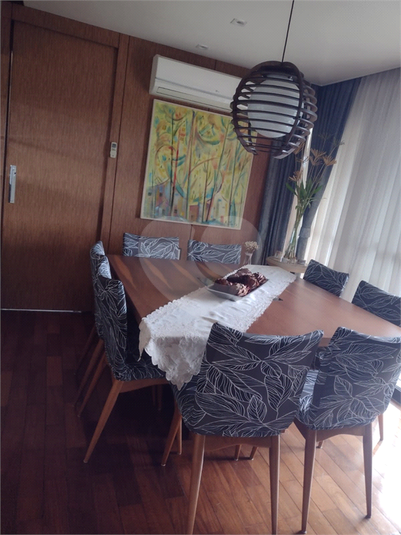 Foto REO1096203