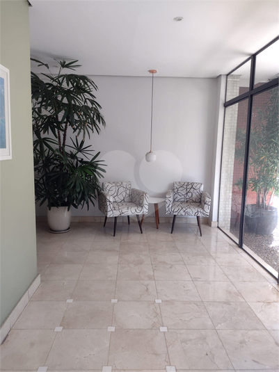 Foto REO1096203