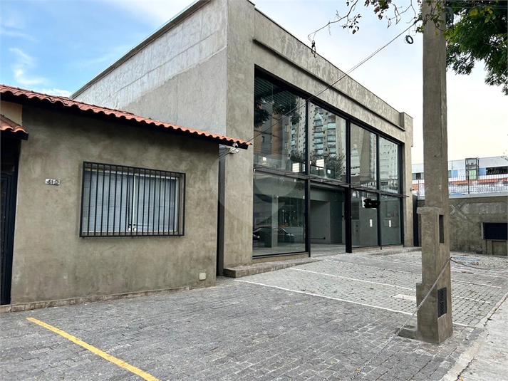 Foto REO1096215