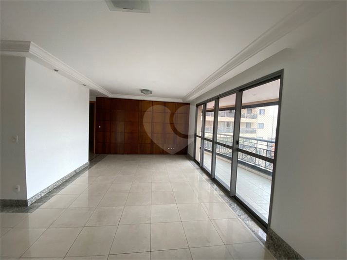 Foto REO1096220