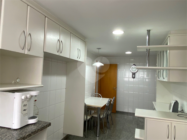 Foto REO1096220