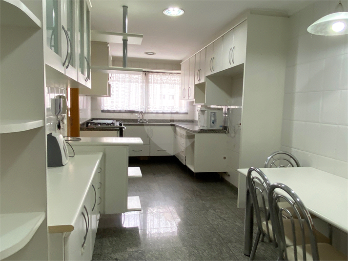 Foto REO1096220