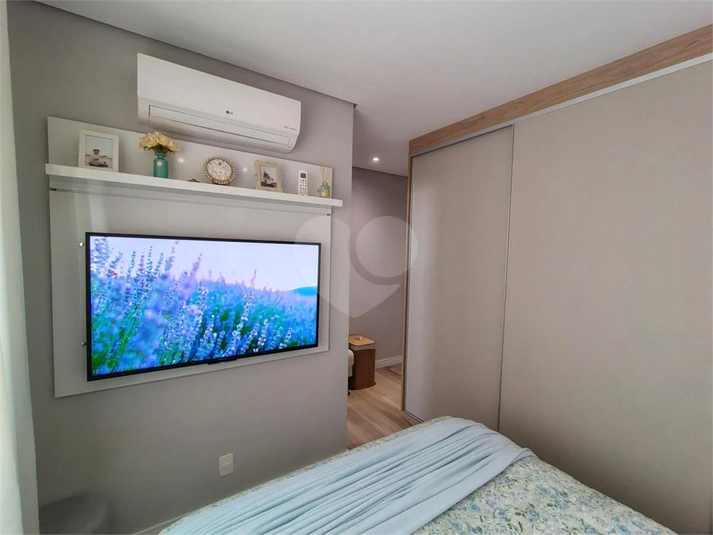 Foto REO1096225