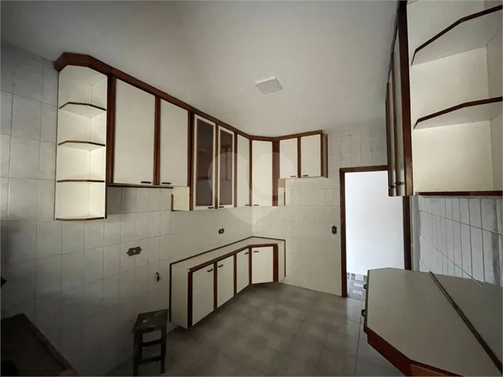 Foto REO1096228
