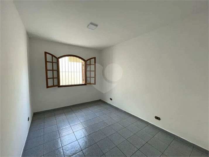 Foto REO1096228
