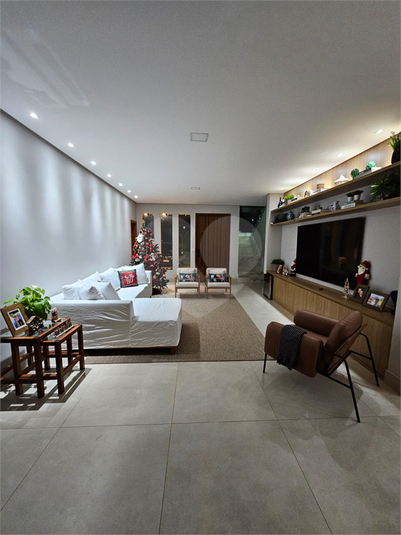 Foto REO1096238