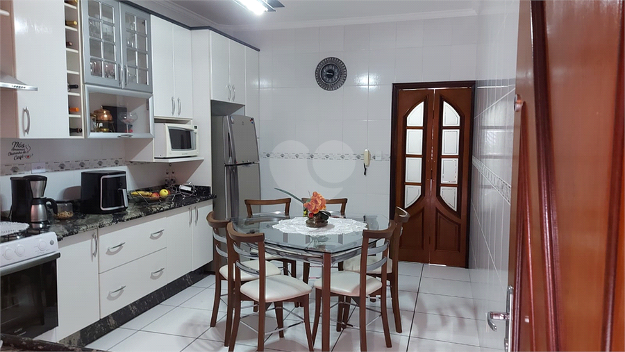 Foto REO1096240
