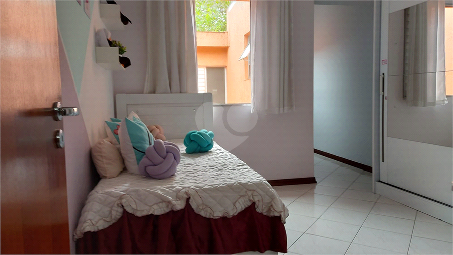 Foto REO1096240