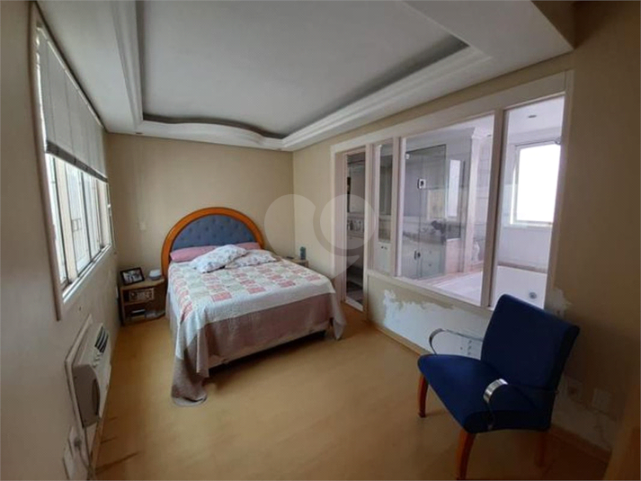 Foto REO1096257
