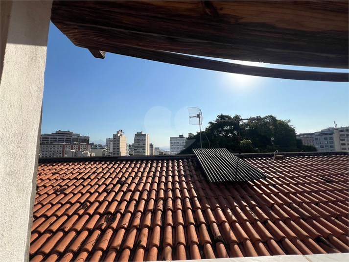 Foto REO1096259