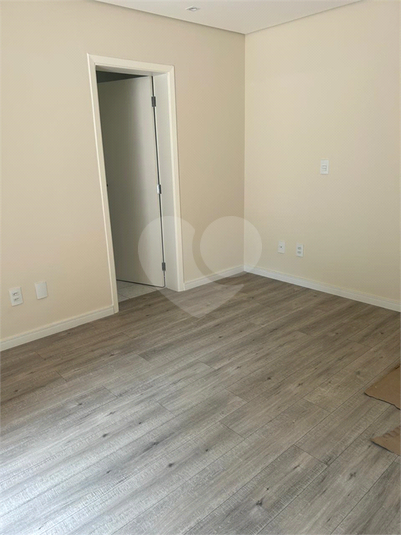Foto REO1096262