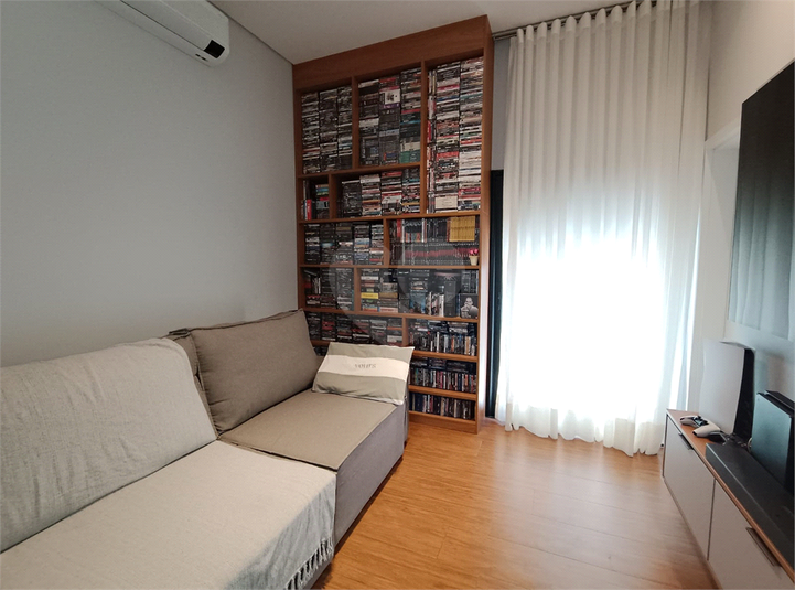 Foto REO1096272