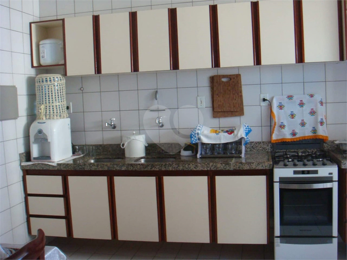 Foto REO1096279