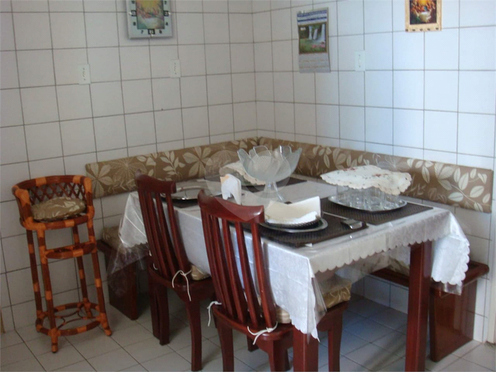 Foto REO1096279