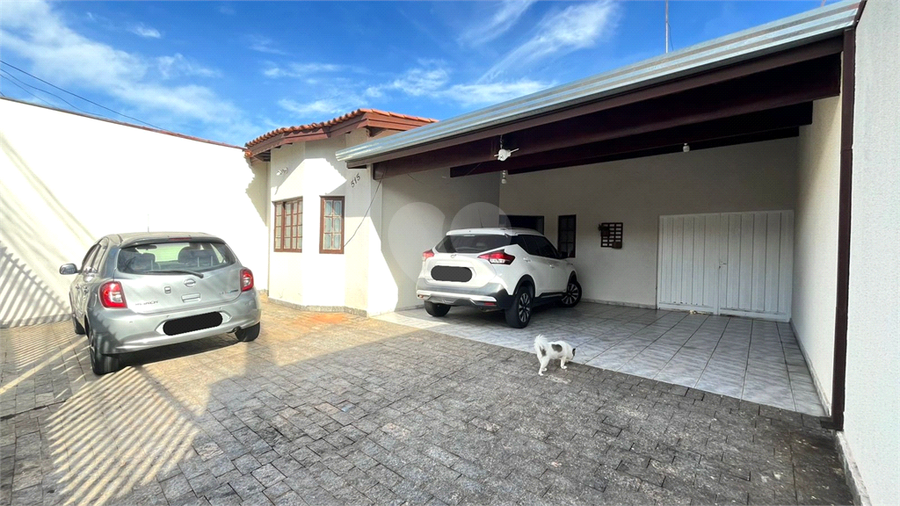 Foto REO1096280