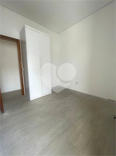 Foto REO1096292