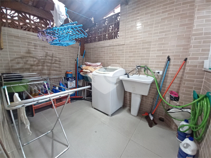 Foto REO1096299
