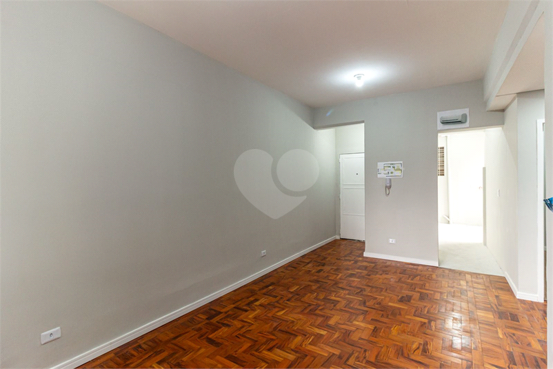Foto REO1096301
