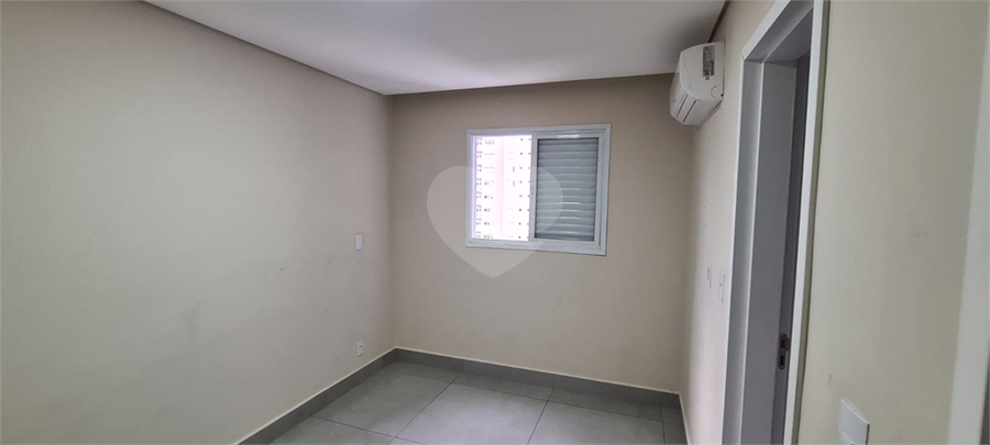 Foto REO1096305