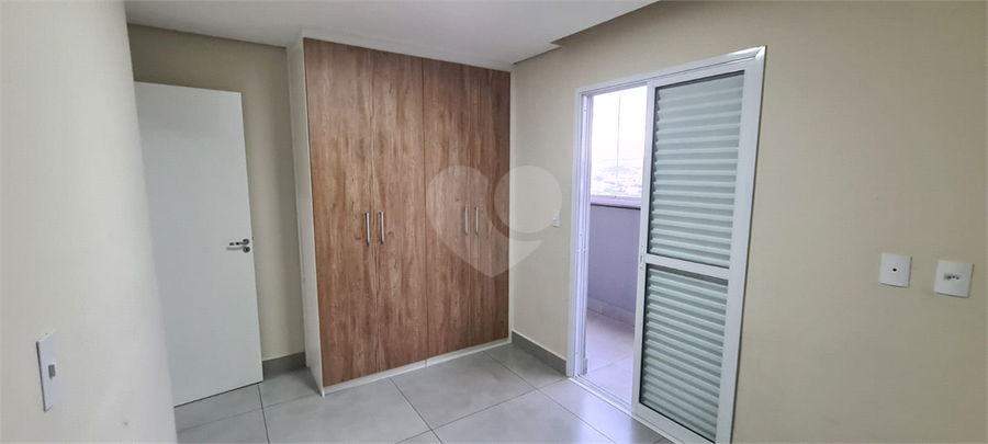 Foto REO1096305