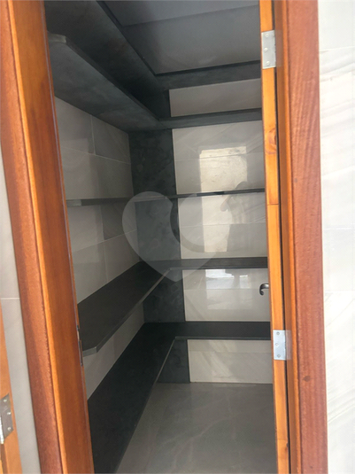 Foto REO1096306