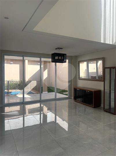 Foto REO1096306