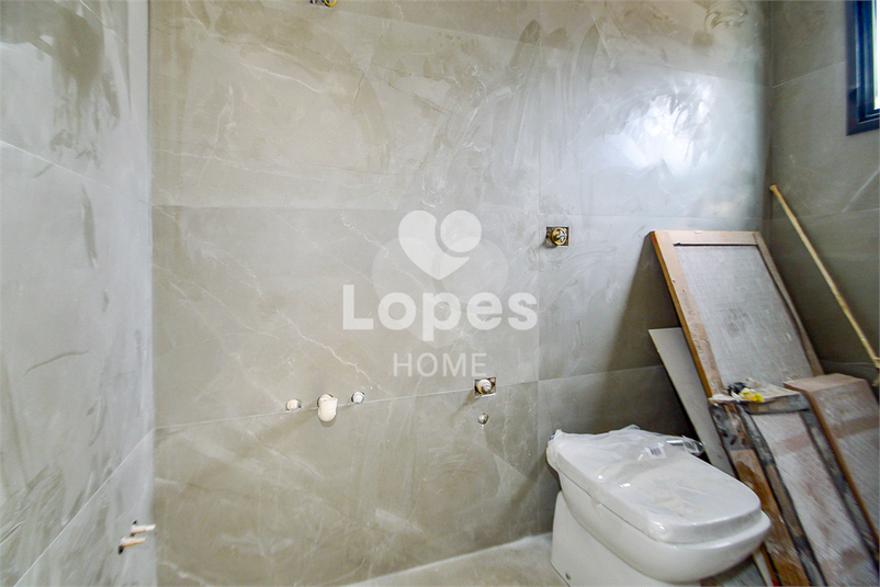 Foto REO1096313