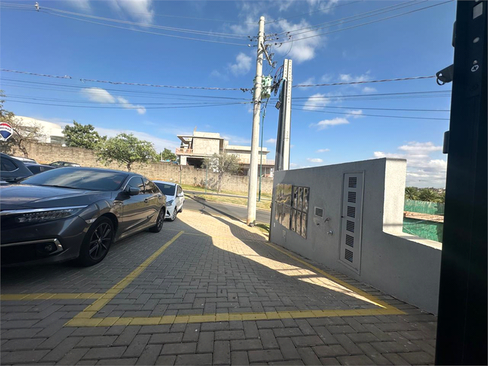 Foto REO1096316