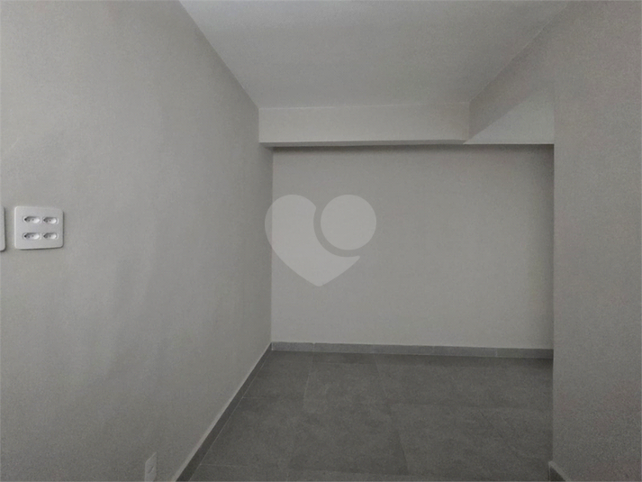 Foto REO1096330