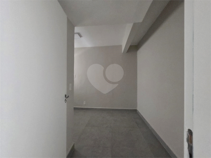Foto REO1096330