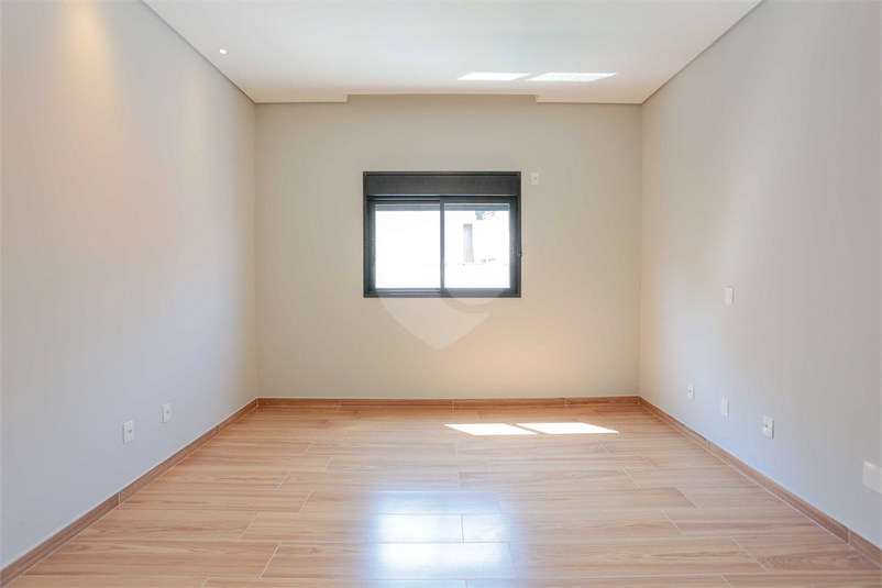 Foto REO1096352