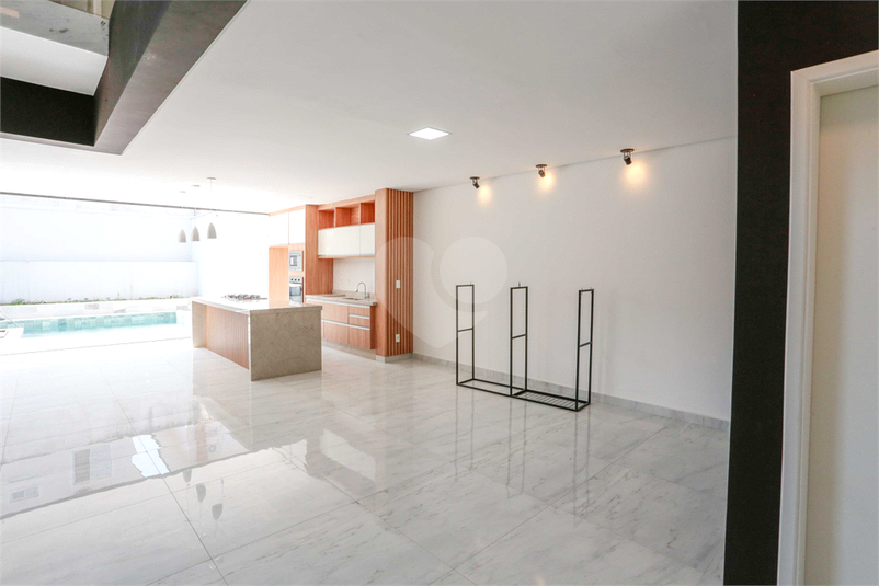 Foto REO1096352