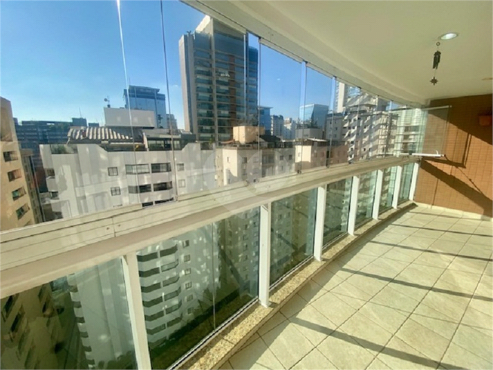 Foto REO1096354