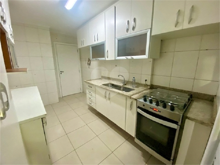 Foto REO1096354