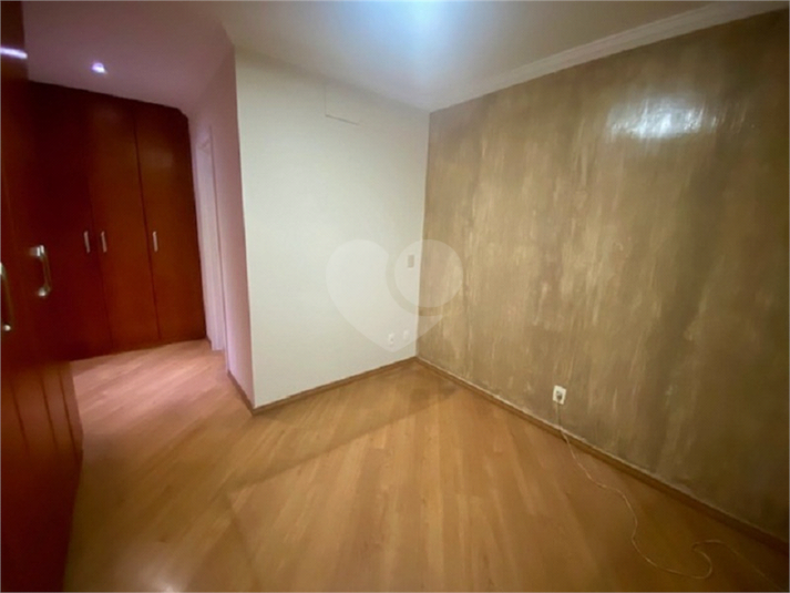 Foto REO1096354