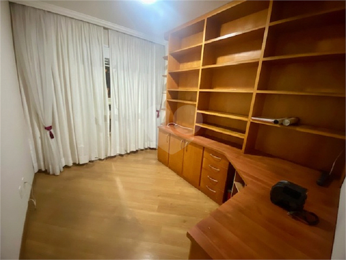 Foto REO1096354