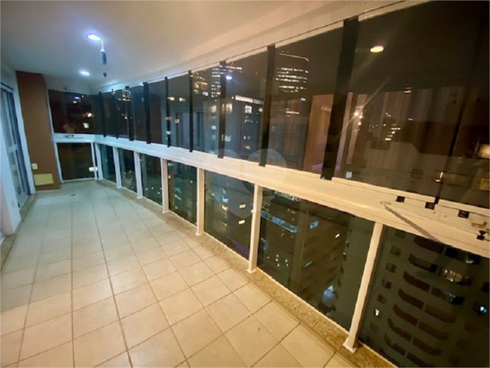 Foto REO1096354